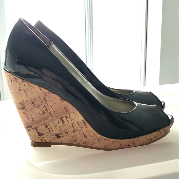Black Platform Wedge Heels (Sam & Libby, Size 5.5) - Picture 3 of 5